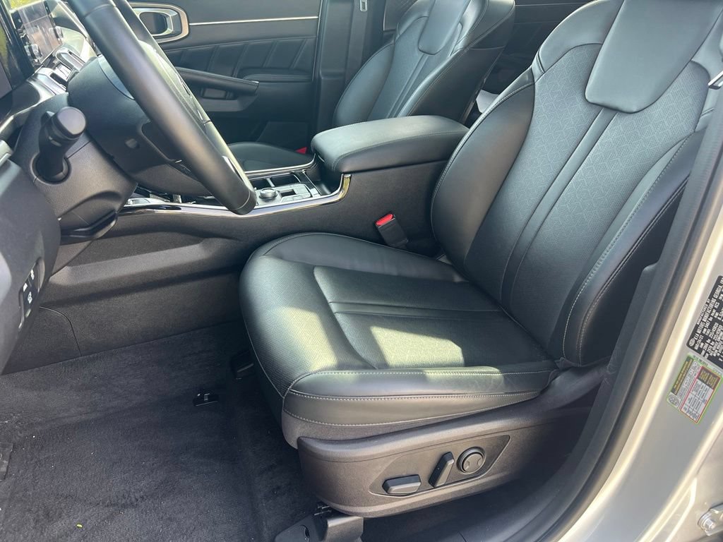 Used 2021 Kia Sorento SX AWD/4WD image 19