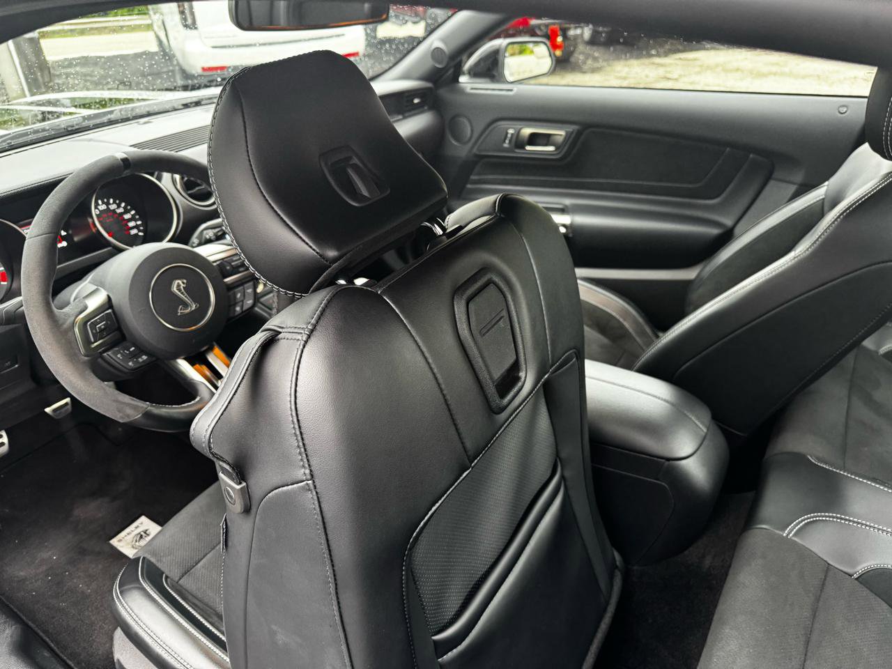 Used 2017 Ford Mustang Shelby GT350 RWD image 15