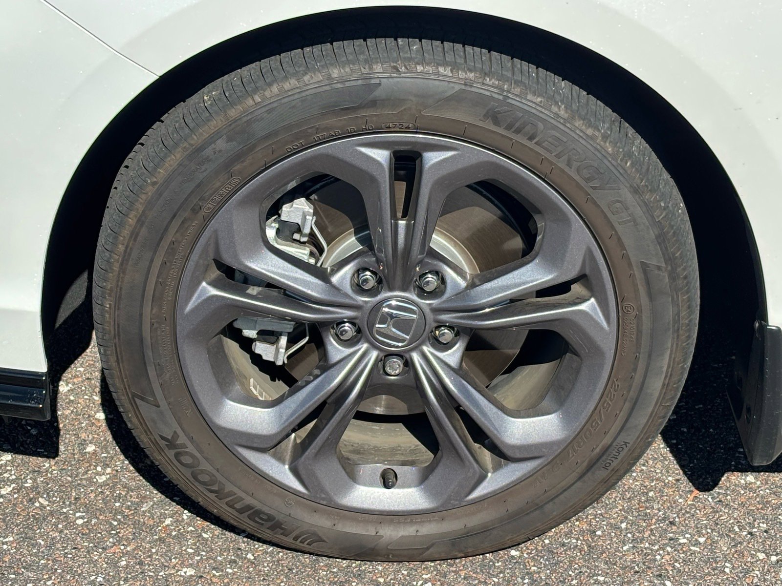 Certified 2025 Honda Accord EX-L image 9