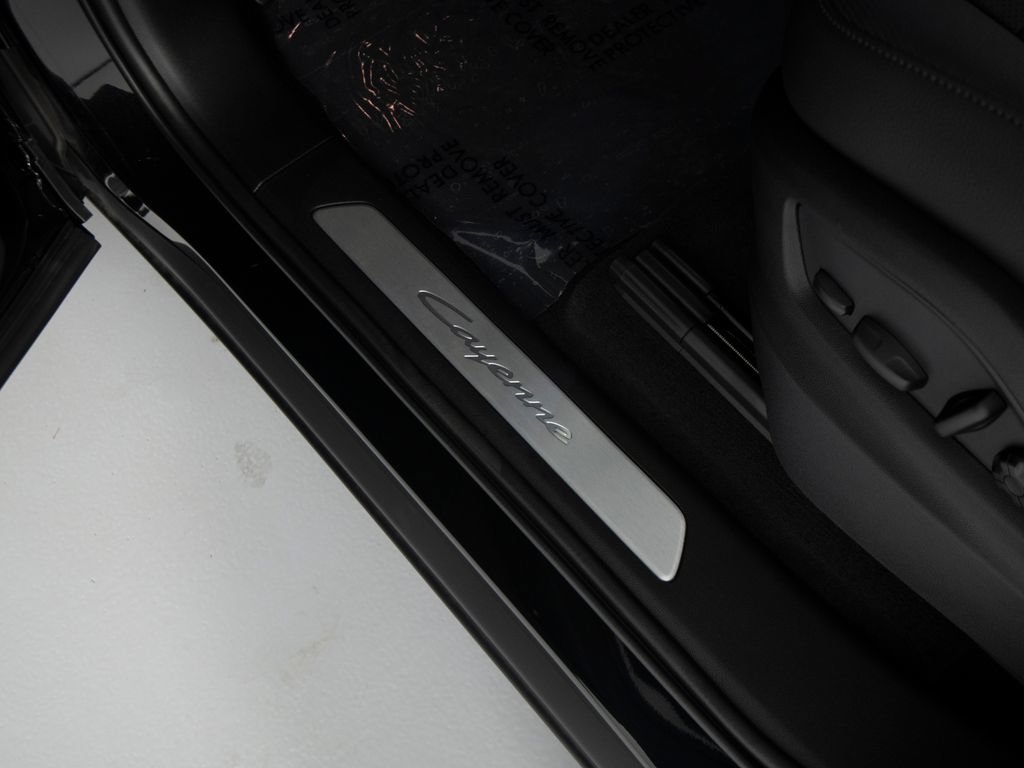 New 2026 Porsche Cayenne AWD/4WD image 22