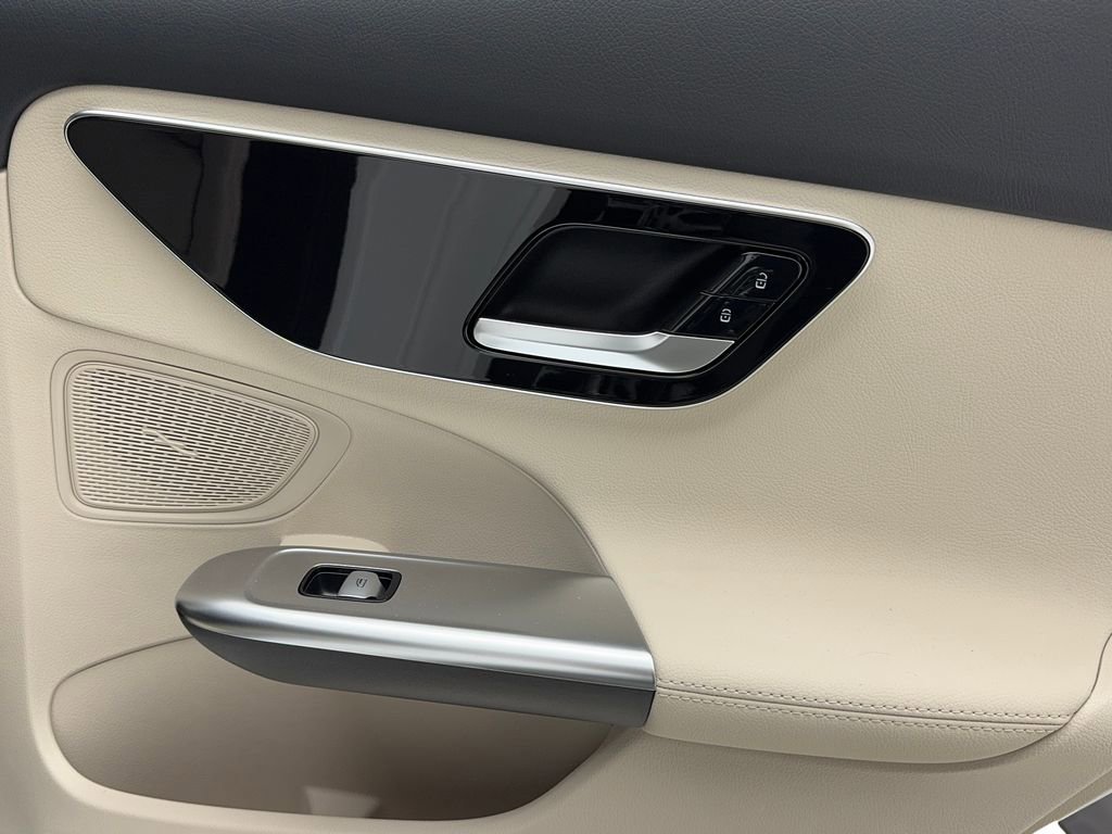 Used 2024 Mercedes-Benz C 300 4MATIC Sedan image 54