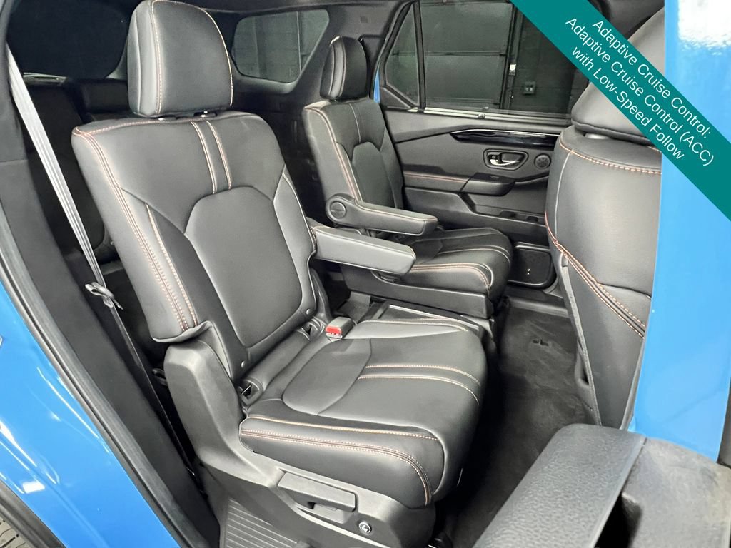 Used 2025 Honda Pilot TrailSport image 12