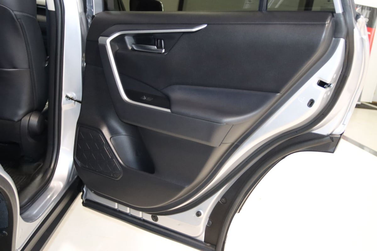 Used 2022 Toyota RAV4 XLE Premium AWD/4WD image 58