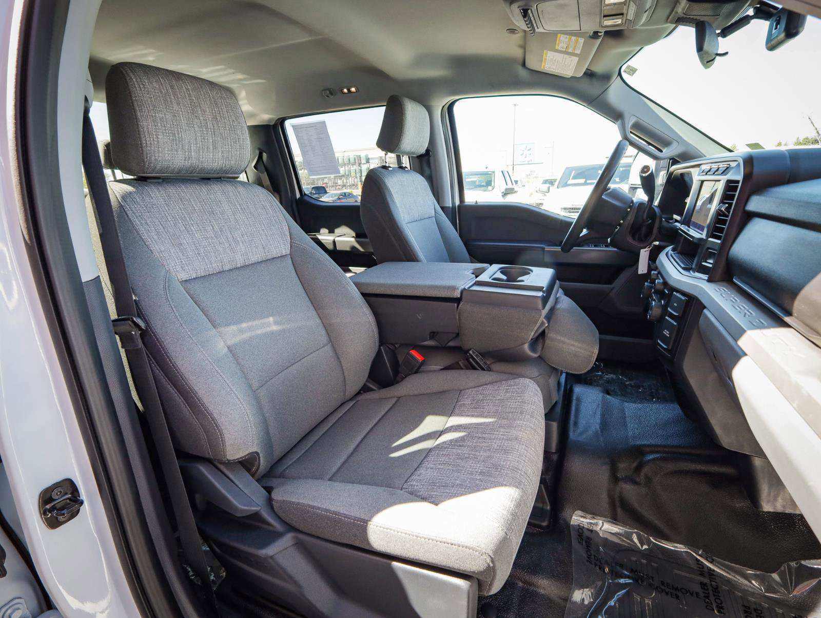 Used 2024 Ford F350 XLT w/ FX4 Off-Road Package AWD/4WD image 23