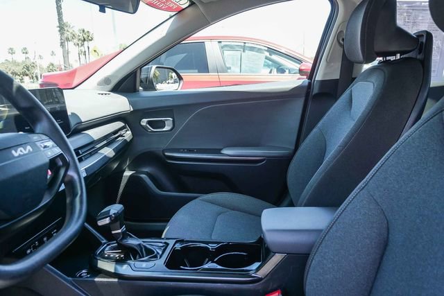 Certified 2025 Kia K4 LXS image 18