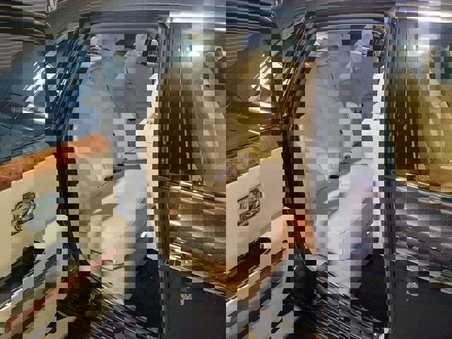 Used 2011 Rolls-Royce Ghost image 7