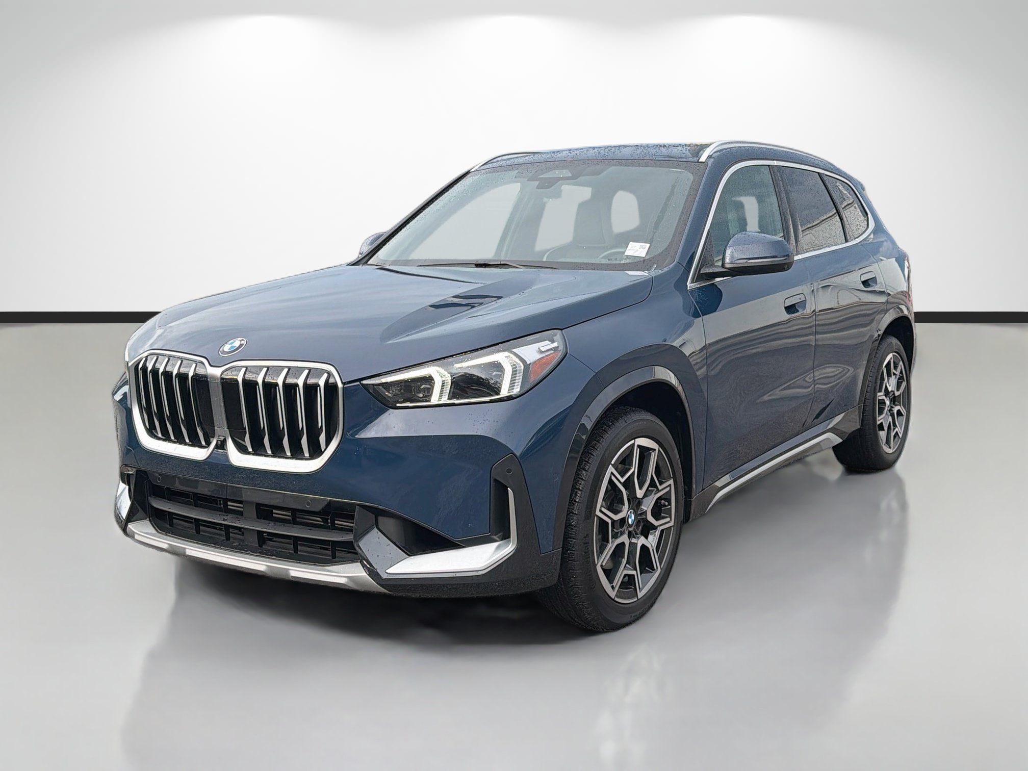 Used 2026 BMW X1 xDrive28i AWD/4WD image 7