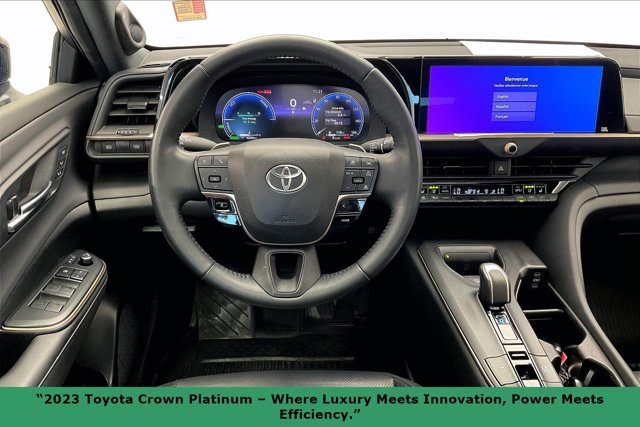 Used 2023 Toyota Crown Platinum image 4
