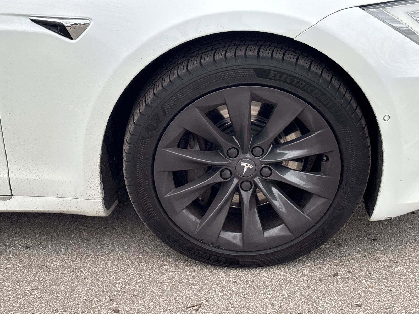 Used 2019 Tesla Model S 100D image 10