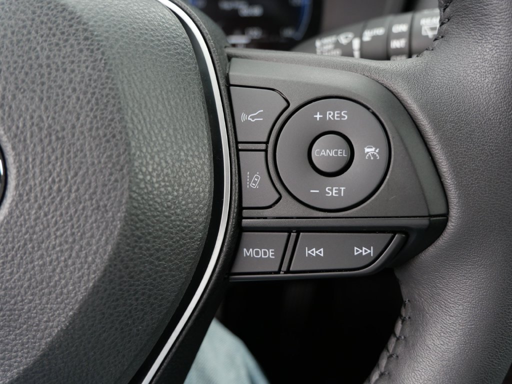 Used 2023 Toyota RAV4 Limited w/ Limited Grade Weather Package AWD/4WD image 27