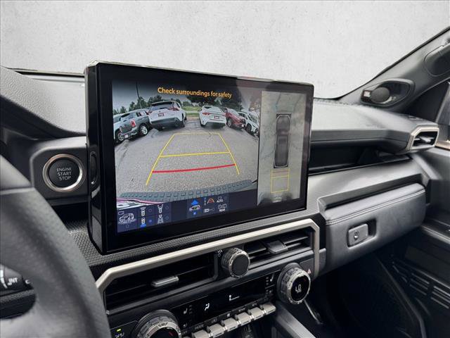 Certified 2025 Toyota 4Runner Limited w/ Tow Technology Package AWD/4WD image 15