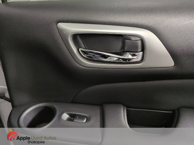 Used 2019 Nissan Pathfinder SL image 38
