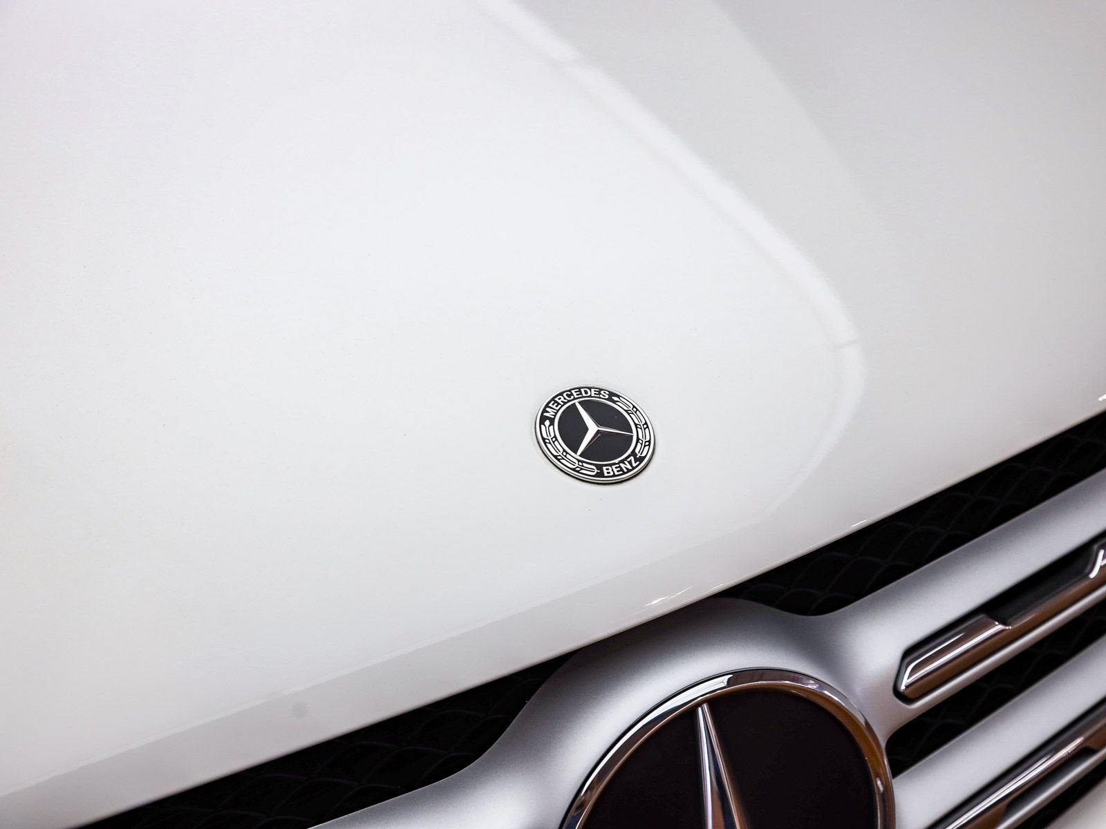 Used 2022 Mercedes-Benz GLC 300 image 9