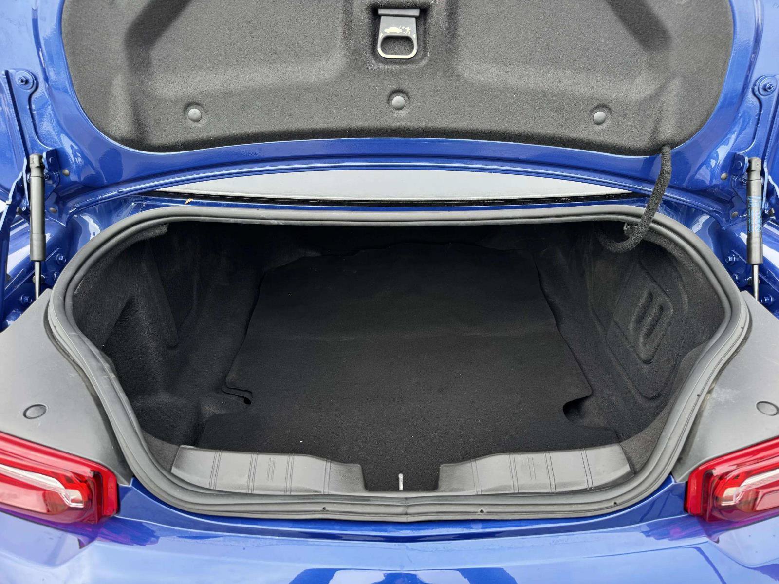 Used 2023 Chevrolet Camaro LT w/ Technology Package RWD image 40