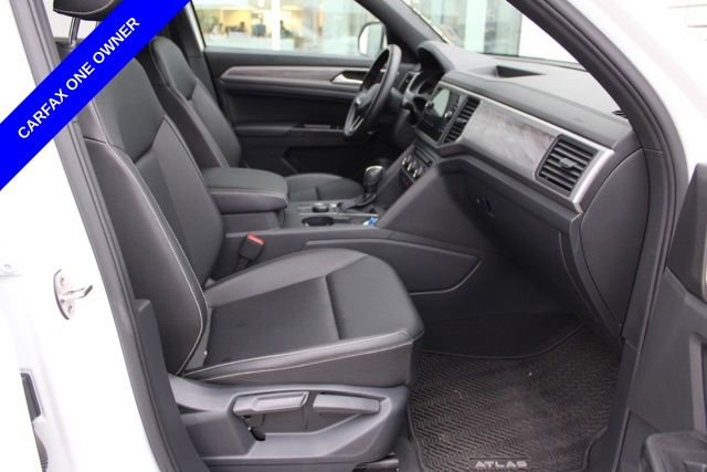 Used 2020 Volkswagen Atlas Cross Sport SE image 20