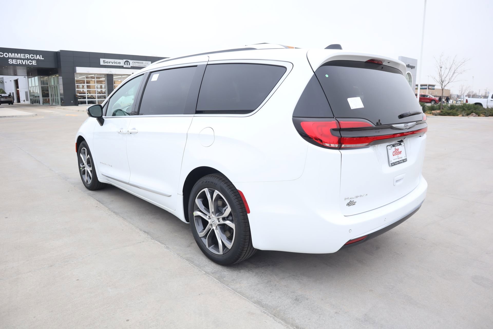 New 2026 Chrysler Pacifica Pinnacle image 26