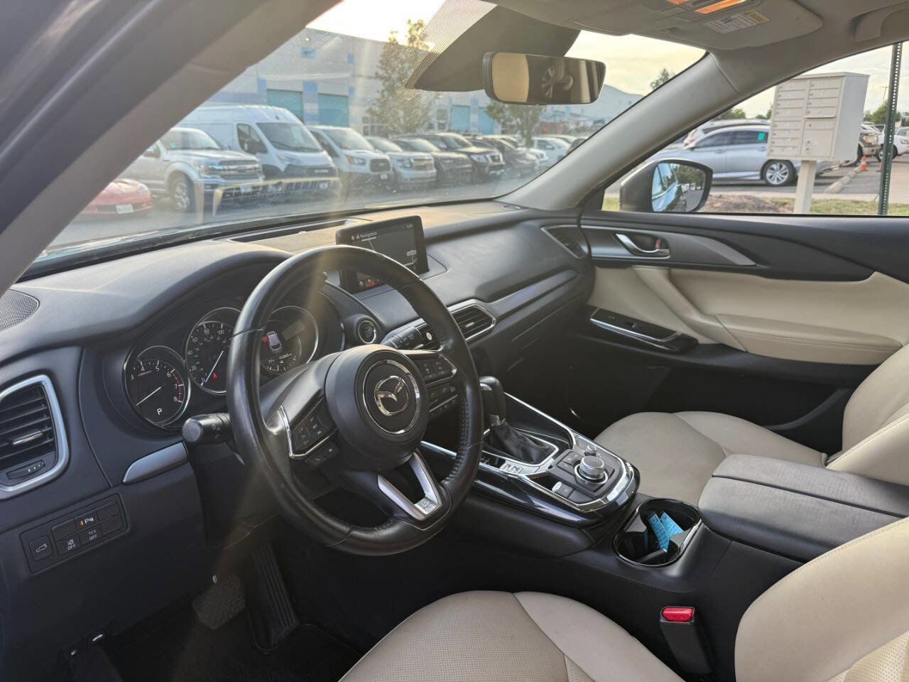 Used 2019 MAZDA CX-9 Touring w/ Touring Premium Package image 12