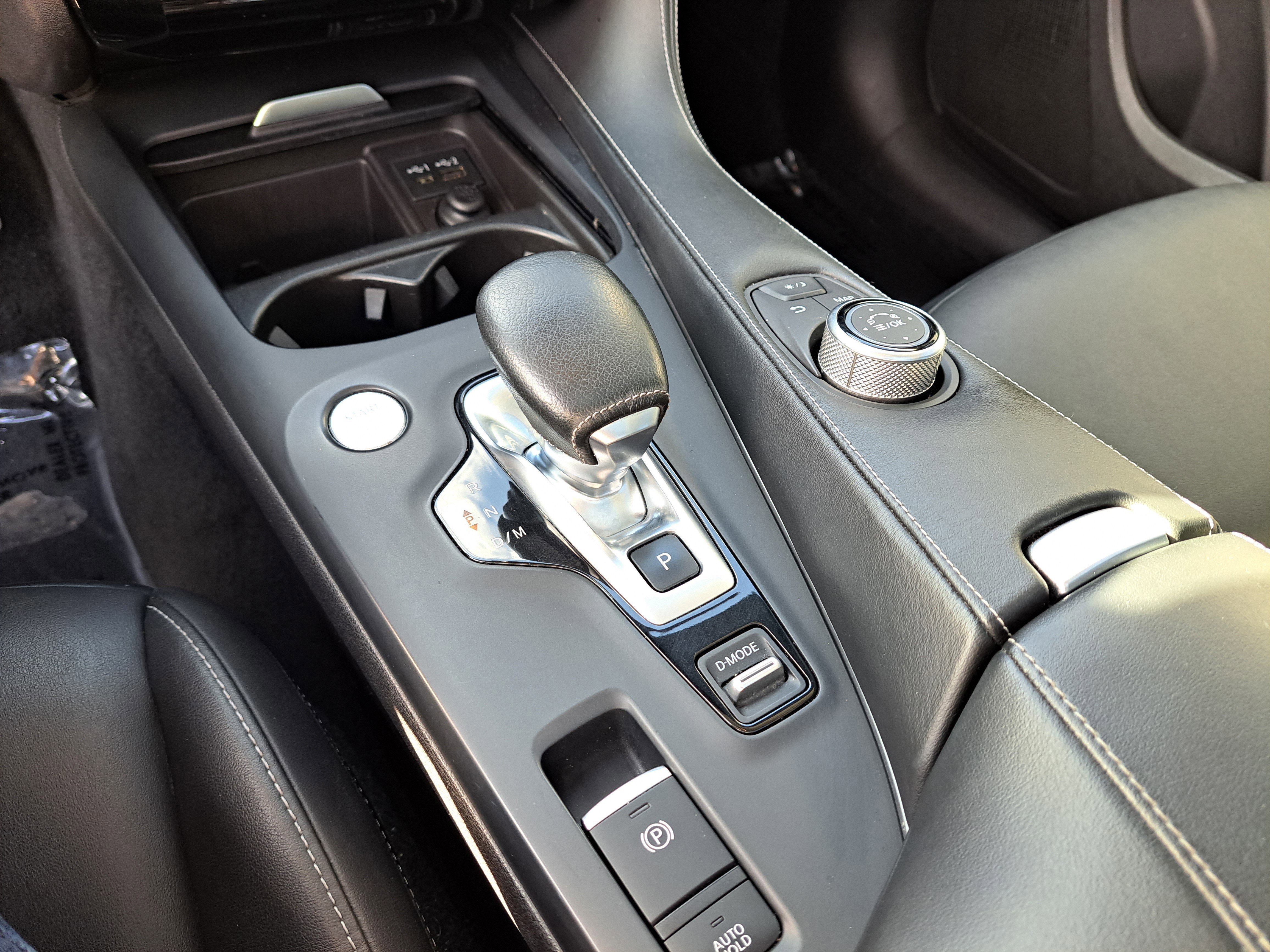 Used 2020 INFINITI QX50 Luxe w/ Navigation Package image 16