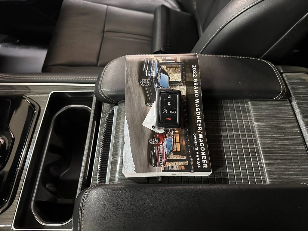 Used 2022 Jeep Wagoneer Series II image 47