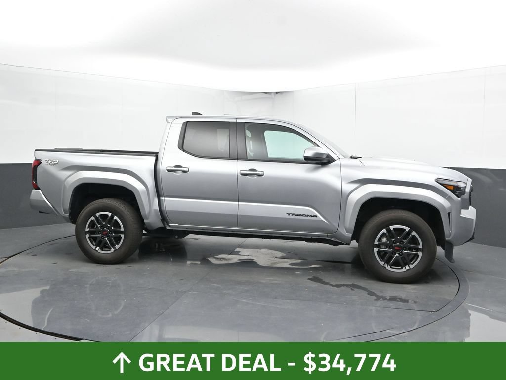 Used 2024 Toyota Tacoma TRD Sport RWD image 5