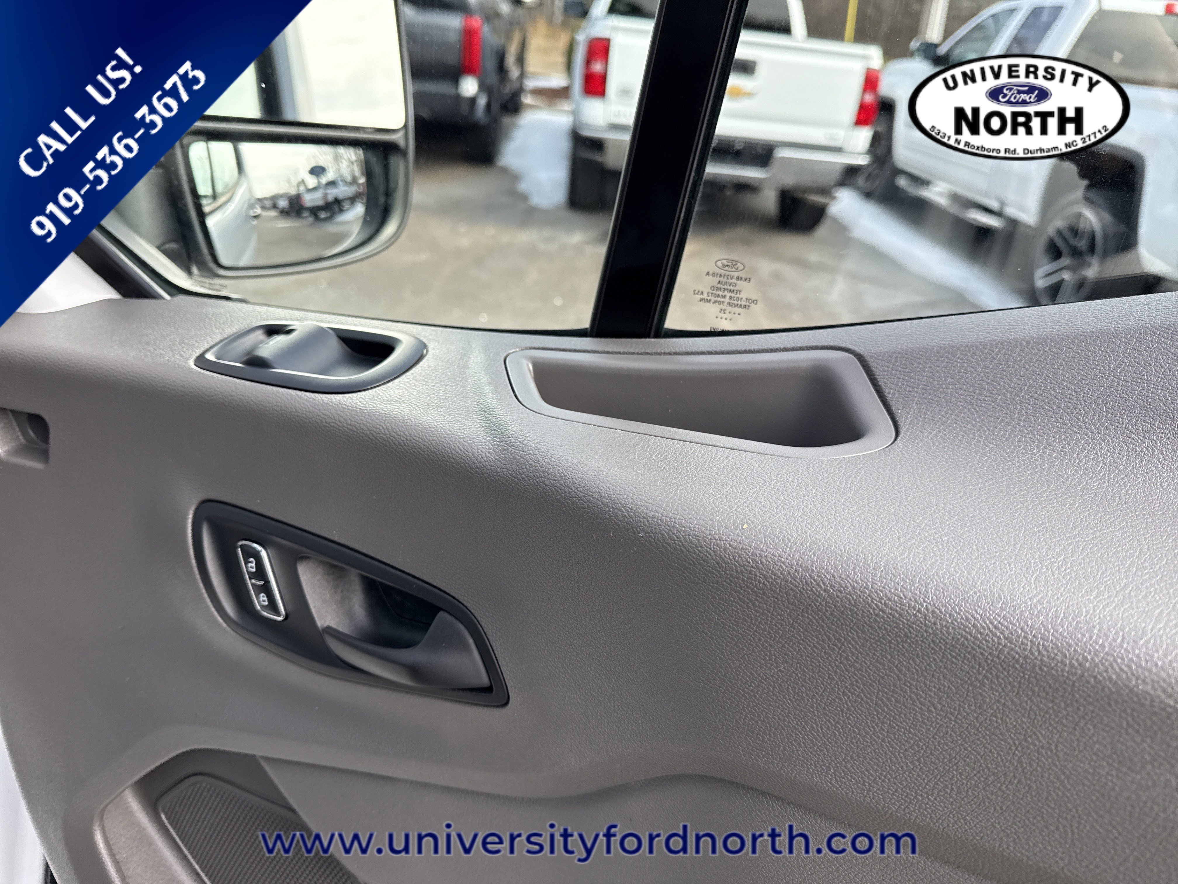 Used 2025 Ford Transit 350 XLT image 32