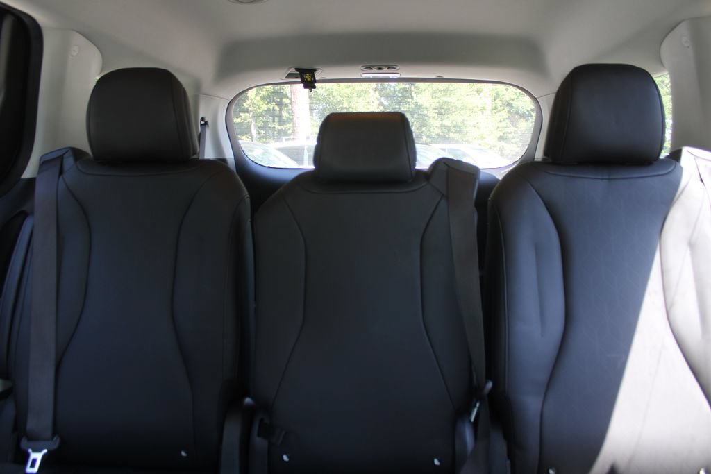 Certified 2024 Kia Carnival LX FWD image 55