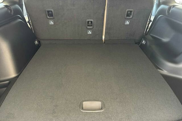 New 2025 Jeep Grand Cherokee Limited image 12