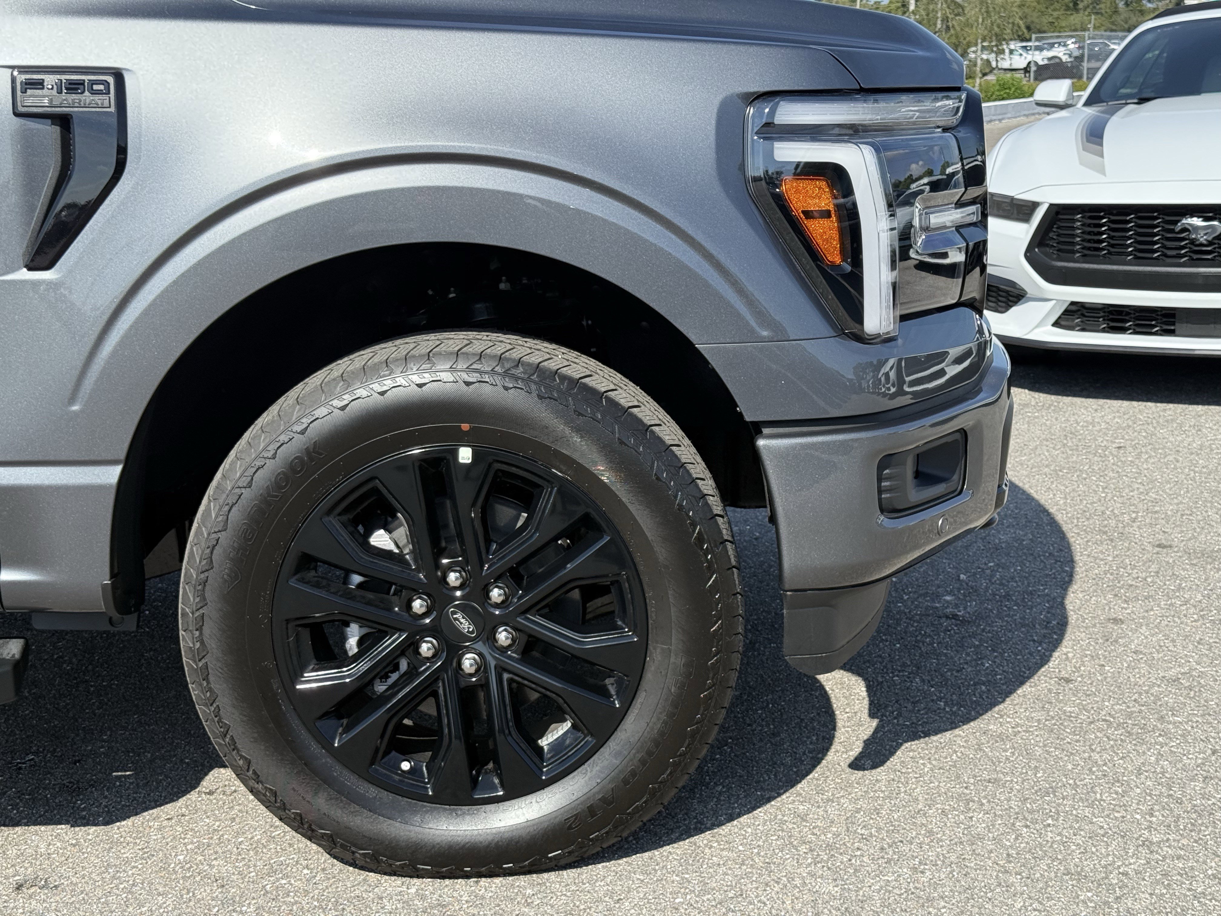 New 2025 Ford F150 Lariat w/ Equipment Group 502A High image 12