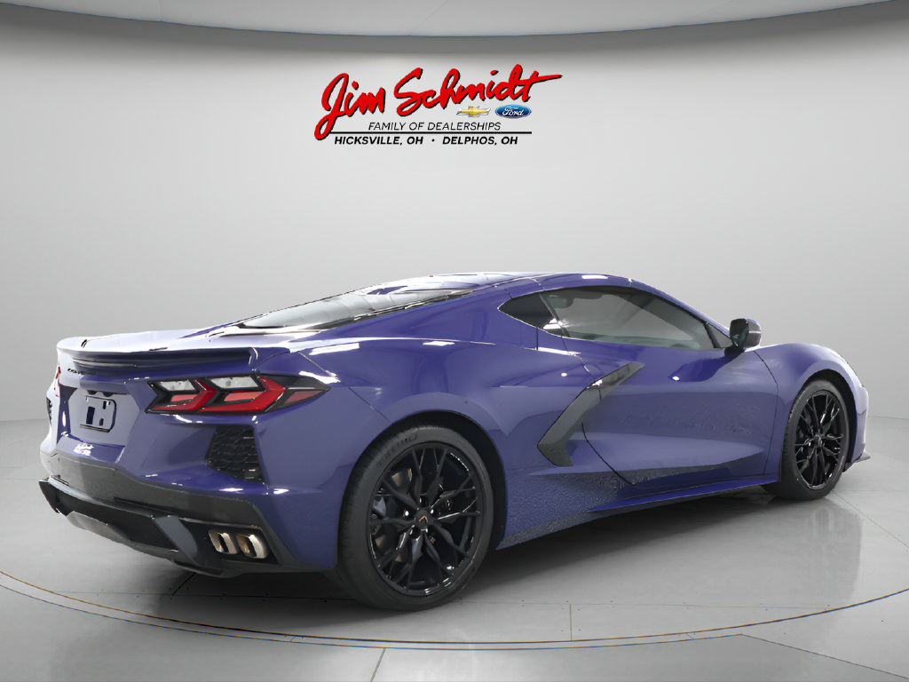 Used 2025 Chevrolet Corvette Stingray Coupe w/ 1LT RWD image 6