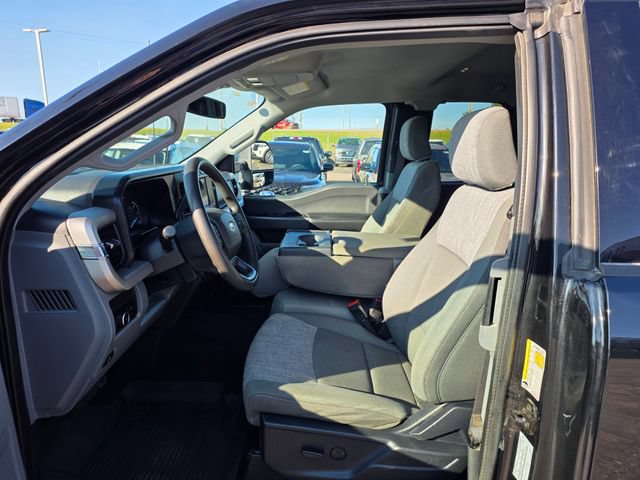 Used 2023 Ford F250 XLT w/ FX4 Off-Road Package AWD/4WD image 12