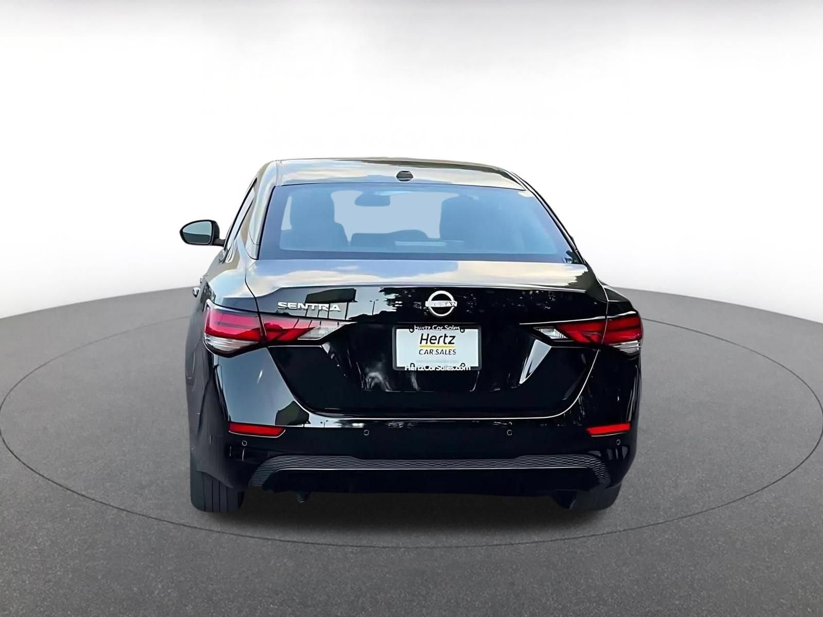 Used 2025 Nissan Sentra SV FWD image 12