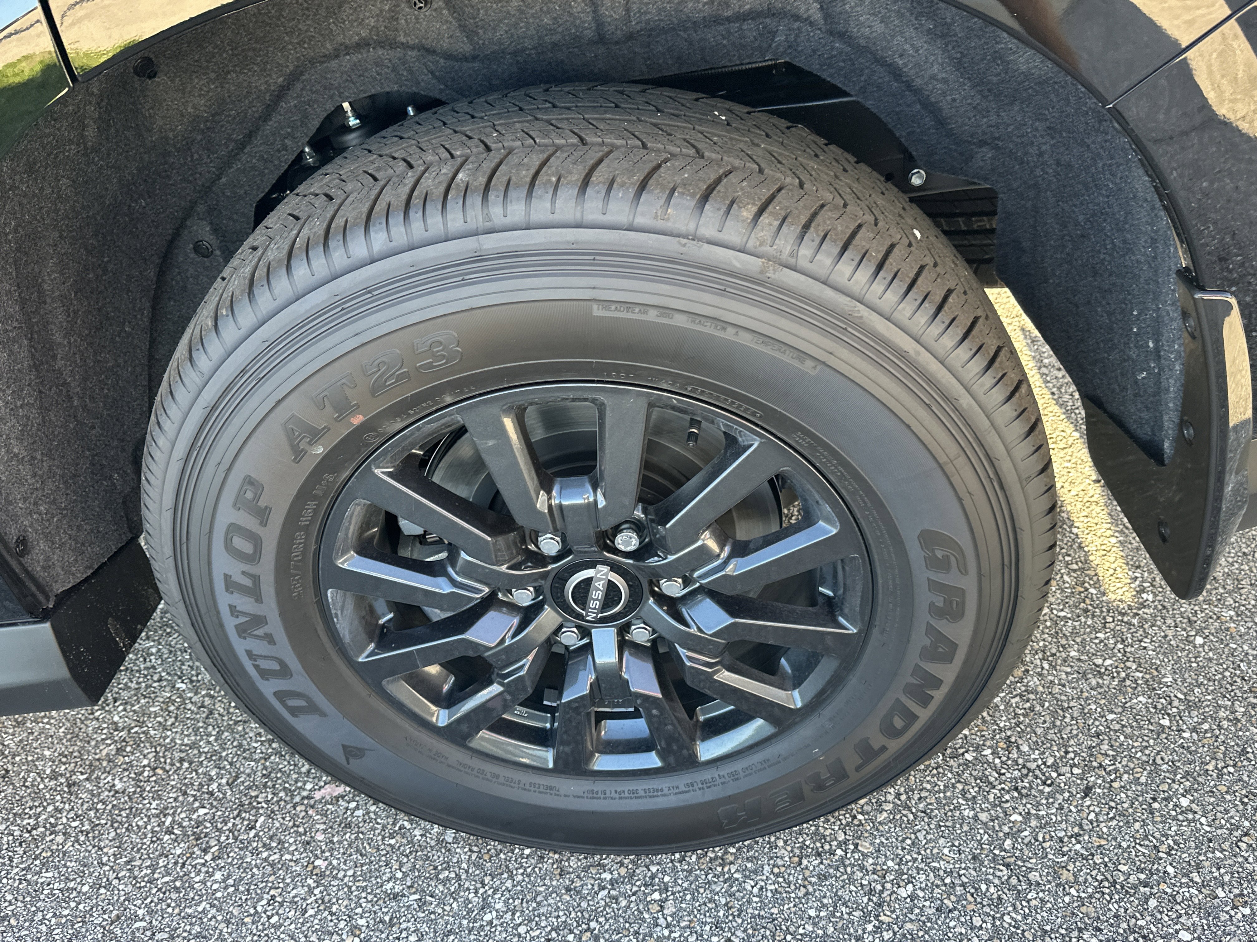 New 2026 Nissan Armada SV image 9