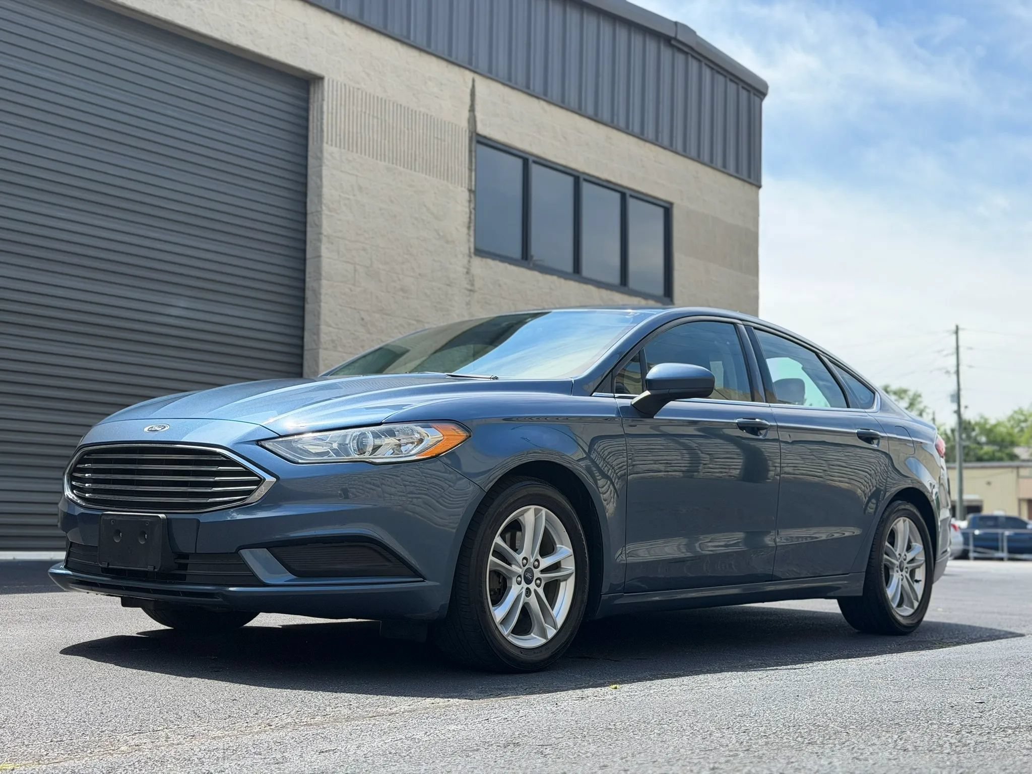 Used 2018 Ford Fusion SE w/ Fusion SE Technology Package FWD image 43