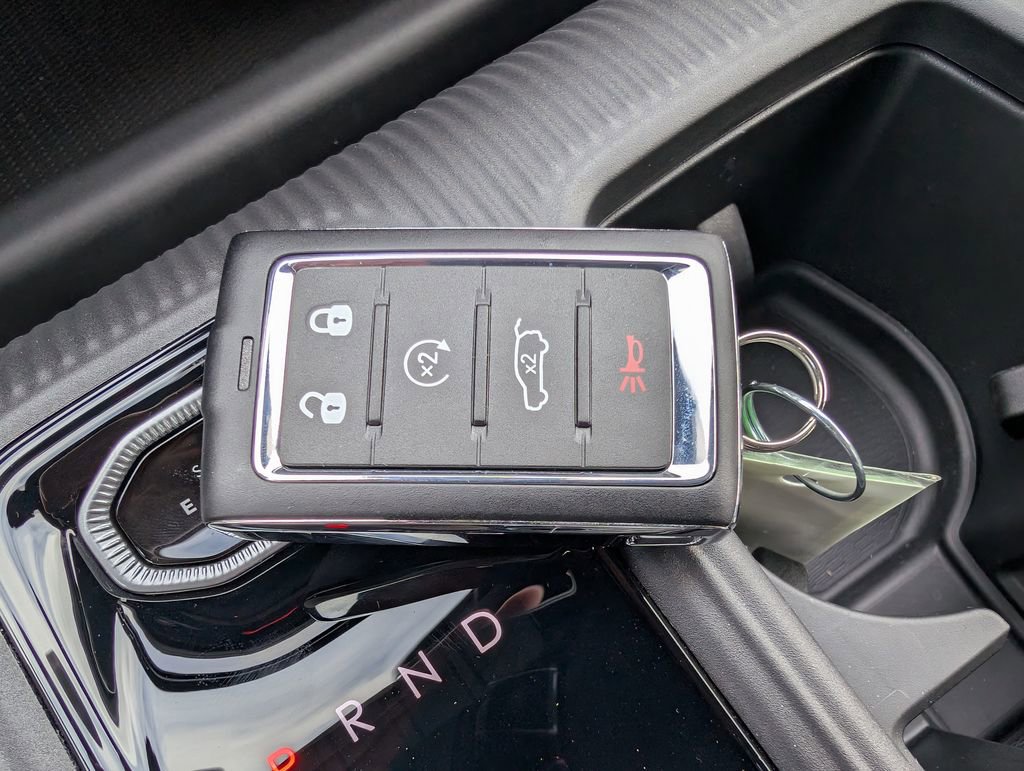 New 2026 Jeep Cherokee Overland AWD/4WD image 19