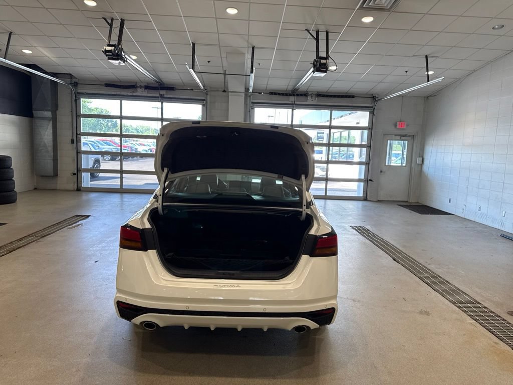 Used 2025 Nissan Altima 2.5 SL AWD/4WD image 15