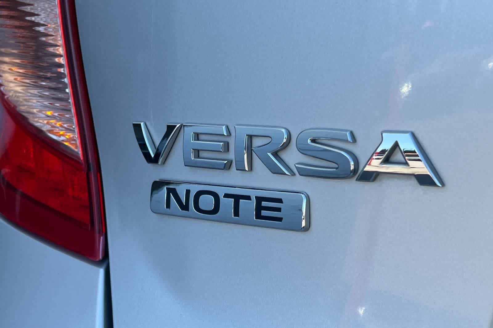 Used 2015 Nissan Versa Note SV FWD image 16