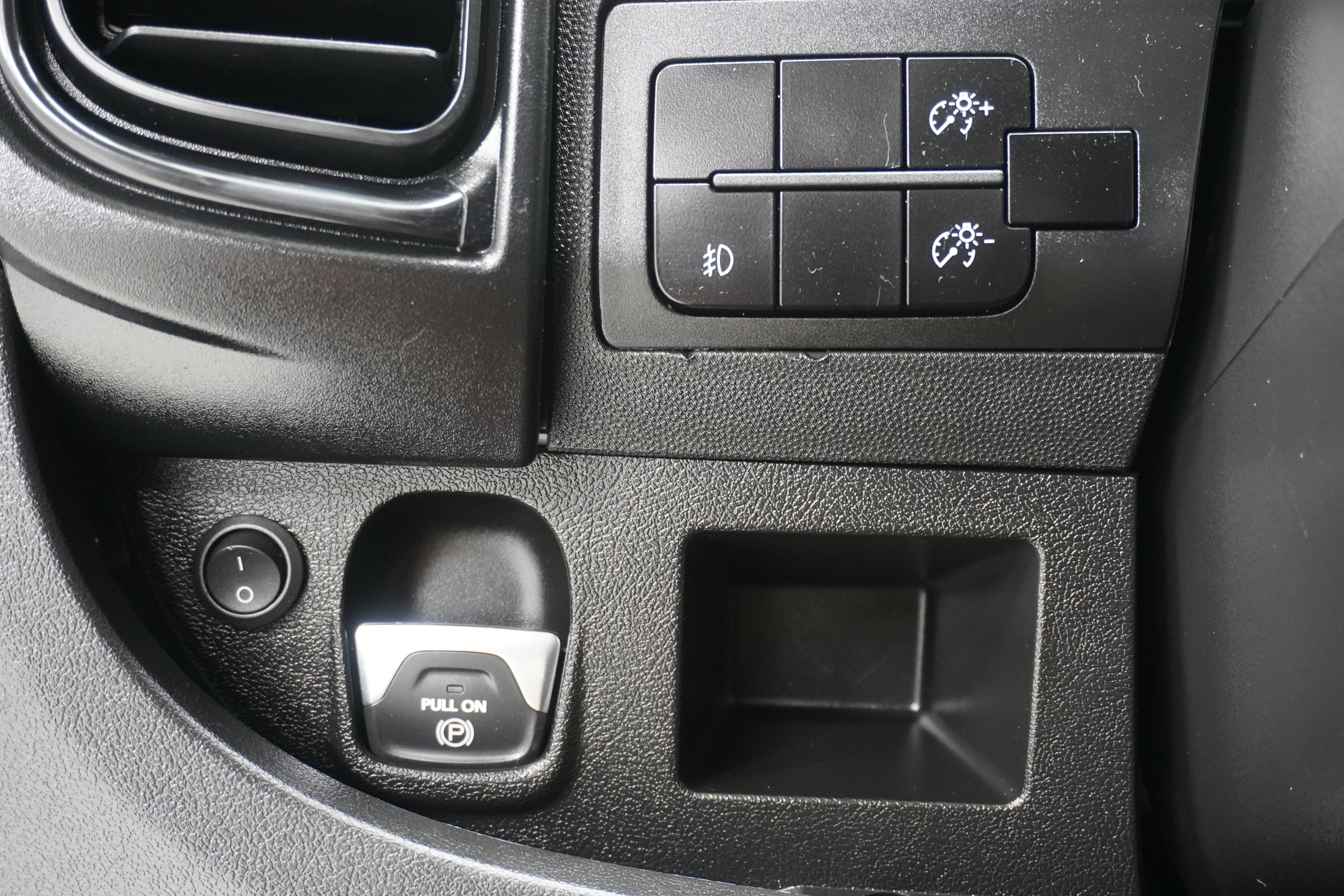 Used 2023 RAM ProMaster 2500 w/ Premium Appearance Group FWD image 17