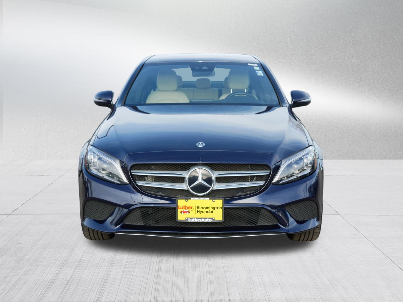 Used 2019 Mercedes-Benz C 300 4MATIC Sedan image 2