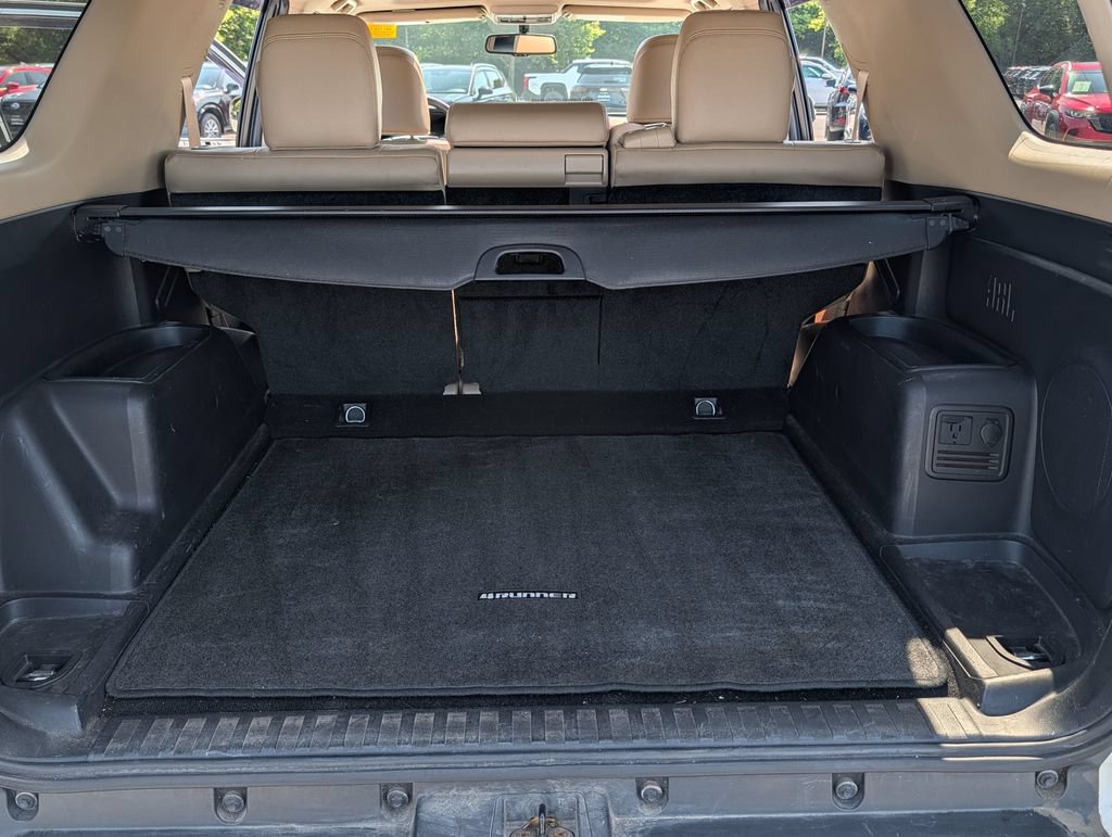 Used 2015 Toyota 4Runner Limited AWD/4WD image 15