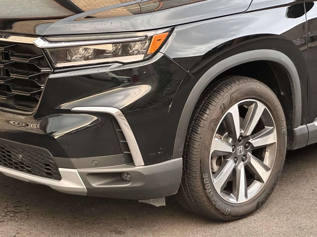 Used 2023 Honda Pilot Elite image 10