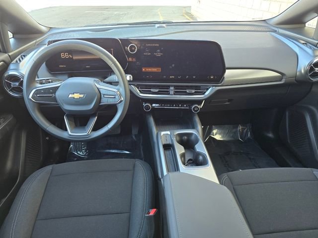 Used 2026 Chevrolet Equinox EV LT image 23
