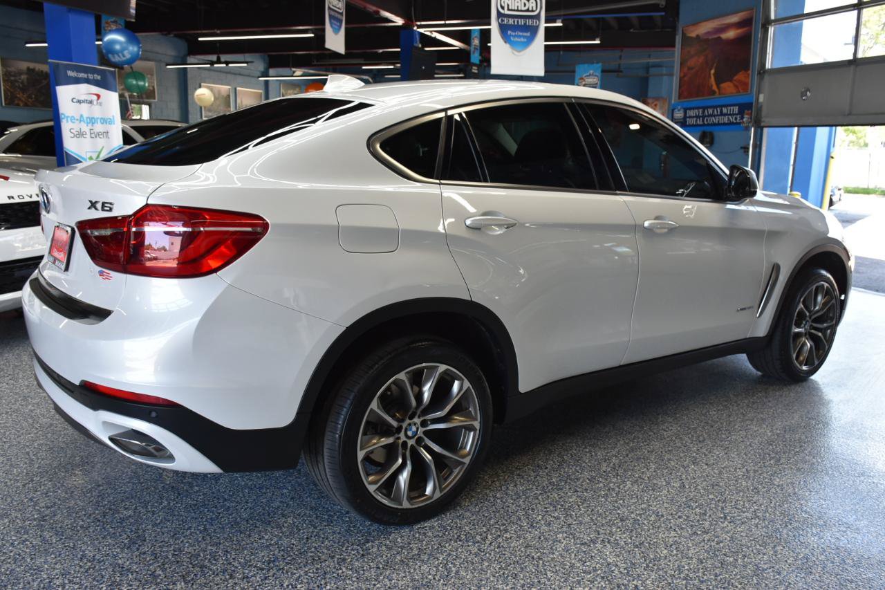 Used 2019 BMW X6 xDrive35i w/ Premium Package Essential AWD/4WD image 3