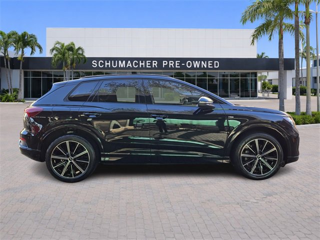 Used 2022 Audi Q4 e-tron Premium Plus image 8