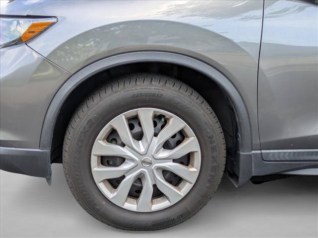 Used 2020 Nissan Rogue S FWD image 14