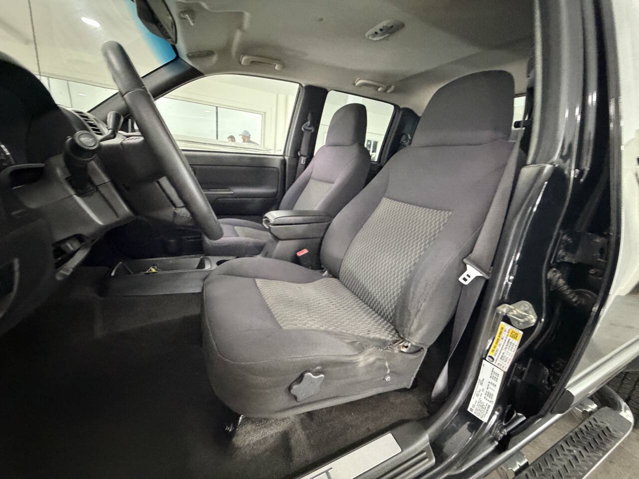 Used 2009 Chevrolet Colorado LT w/ LT Preferred Equipment Group AWD/4WD image 5