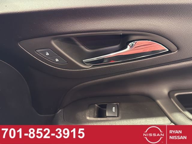 Used 2024 Chevrolet Equinox LT image 38