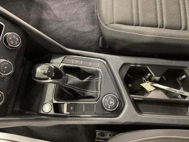 Used 2023 Volkswagen Tiguan S image 17