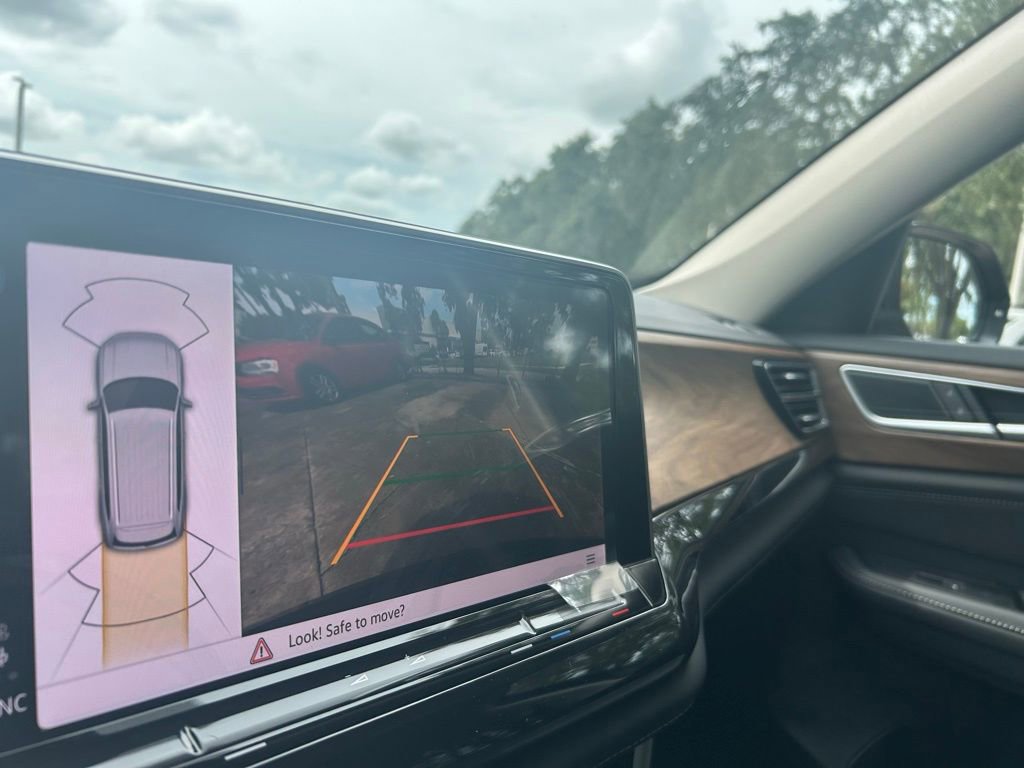 New 2026 Volkswagen Atlas SE image 14