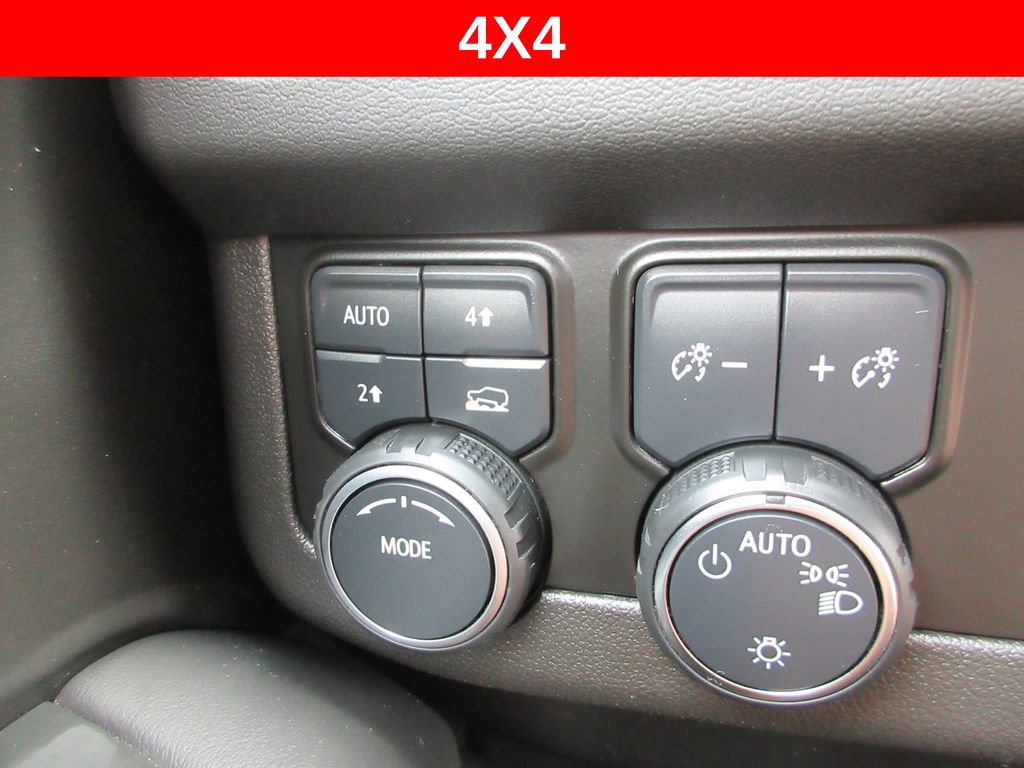 Certified 2023 Chevrolet Tahoe RST w/ Luxury Package AWD/4WD image 31