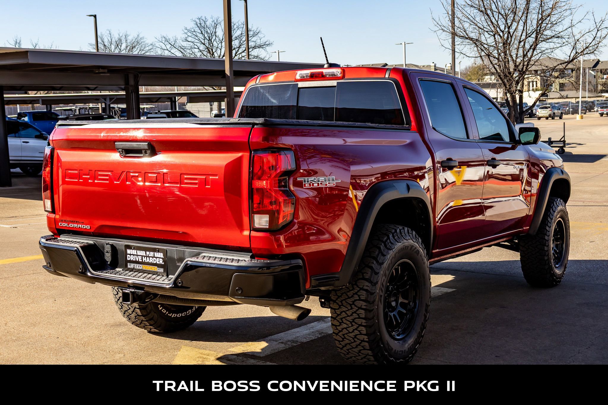 Used 2023 Chevrolet Colorado Trail Boss w/ Technology Package AWD/4WD image 9